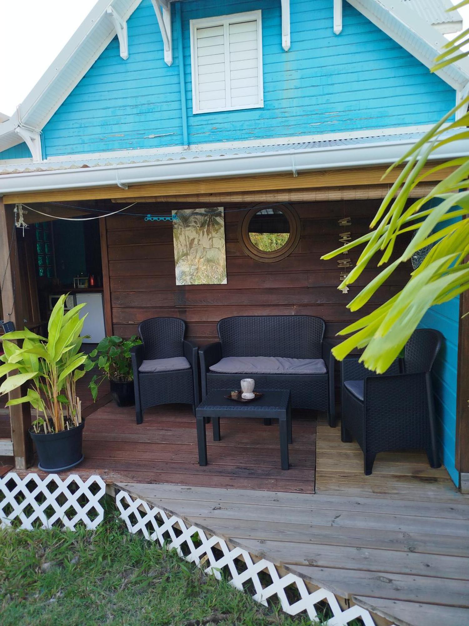 Ti-Case Appartement Jacuzzi A 100M De La Plage 상트루스 외부 사진